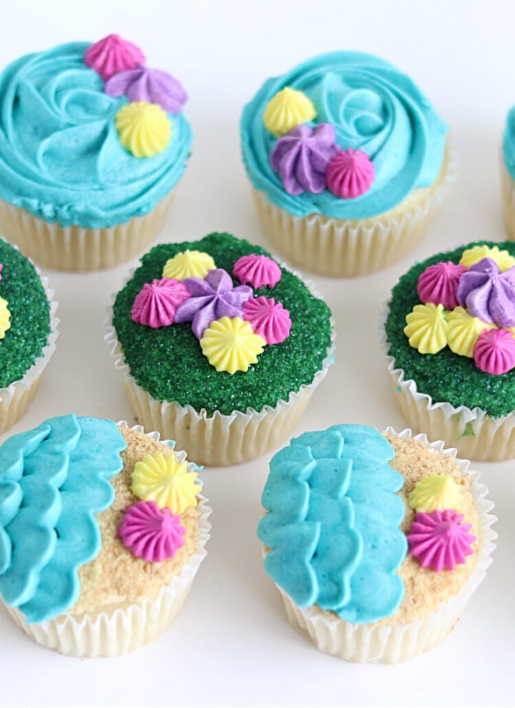 beach cupcakes by sugar and sparrow