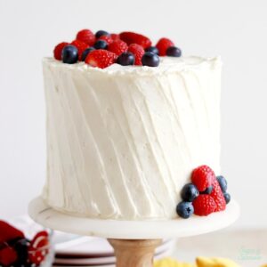 berry chantilly cake recipe with mascarpone whipped cream frosting