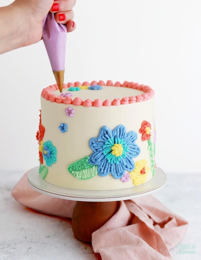 piping buttercream embroidery cake