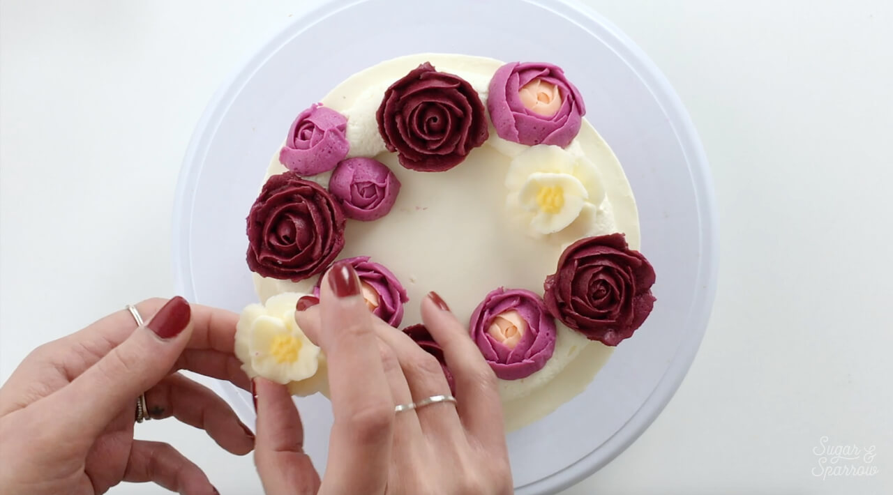 how to make buttercream flowers