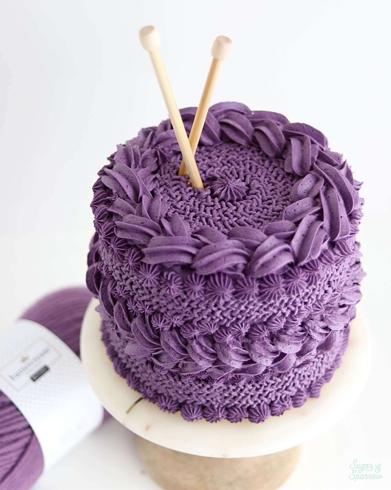 buttercream cake inspired by knitted sweater