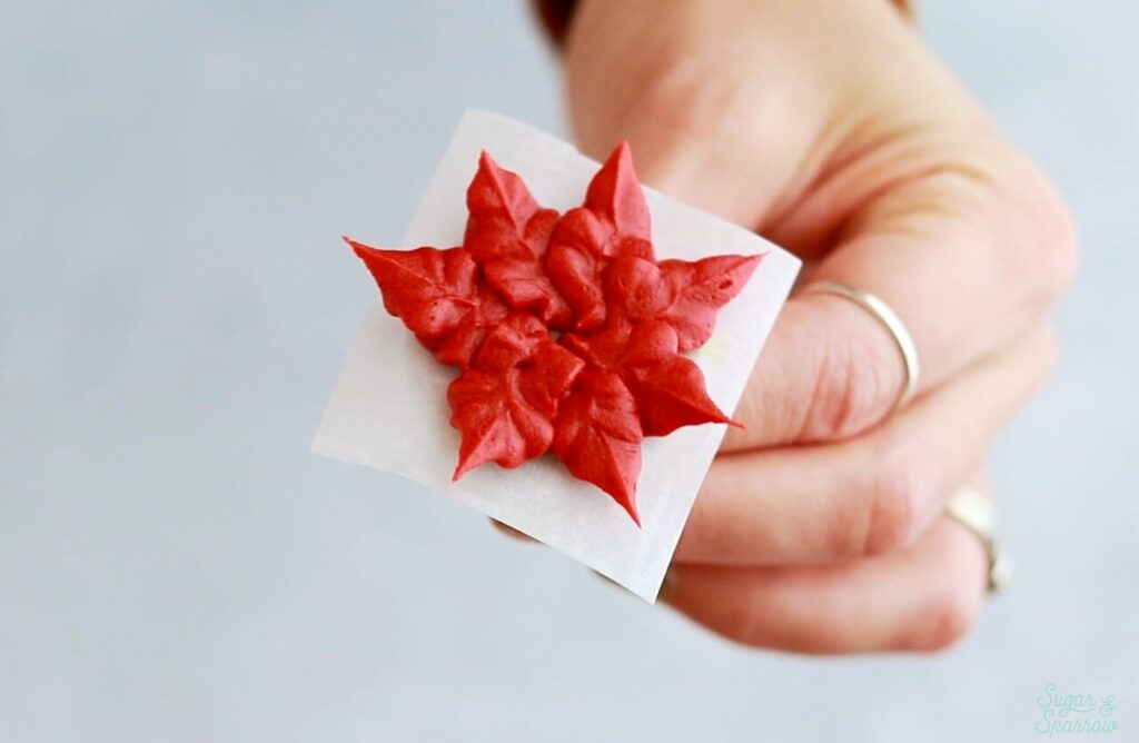 how to make buttercream poinsettias