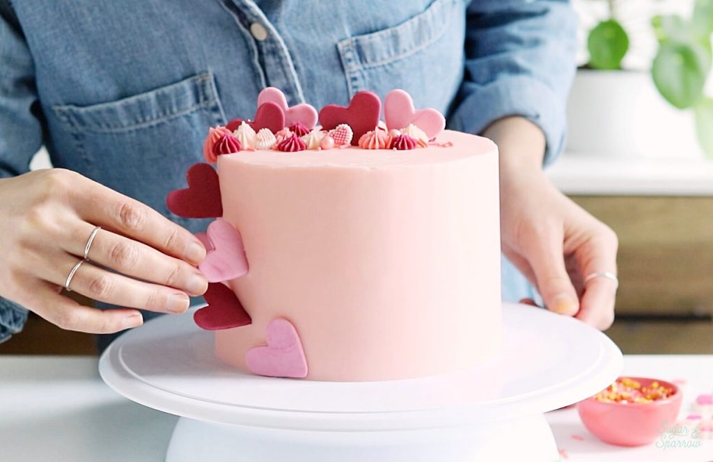 how to make a cascading heart cake with fondant hearts