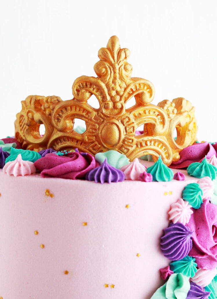 edible gold crown cake topper tutorial