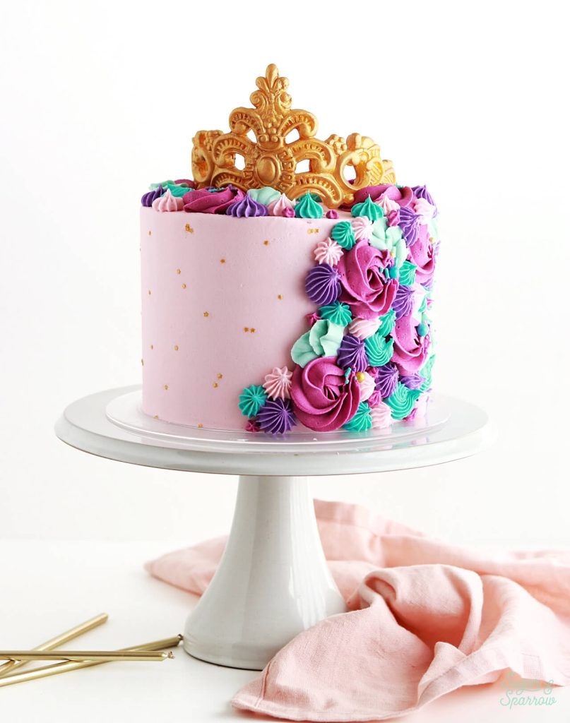 princess cake with crown cake topper