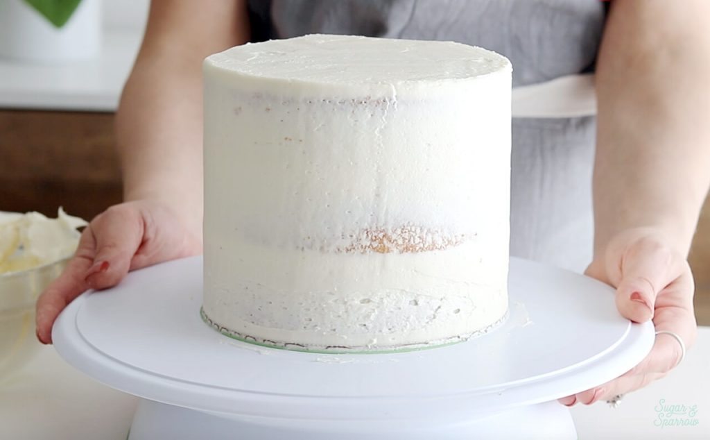 how to frost a cake crumb coat