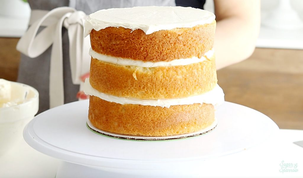 why crumb coat a cake