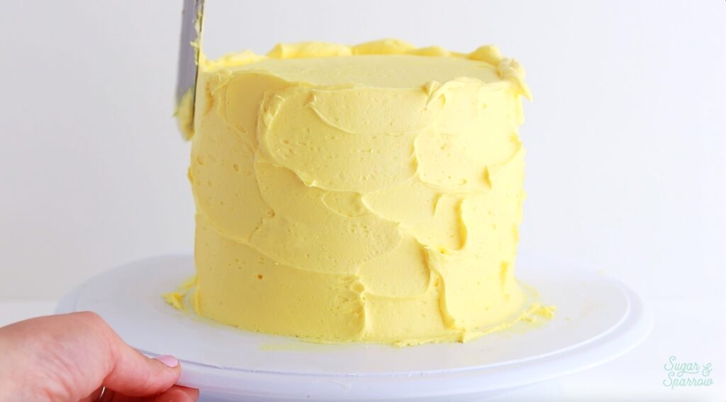 How to frost a smooth buttercream cake