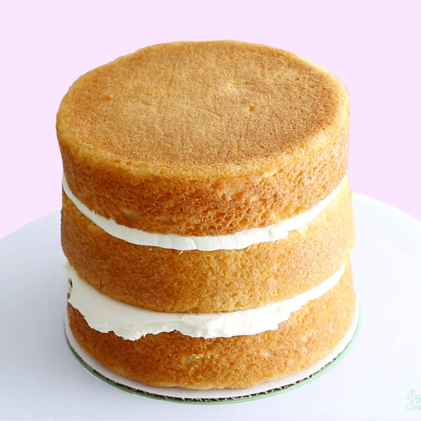 how to fill and stack cake layers