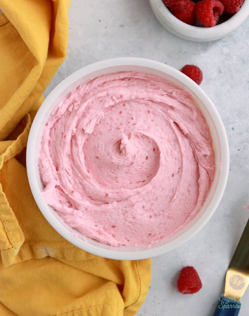 raspberry buttercream recipe for cakes and cupcakes