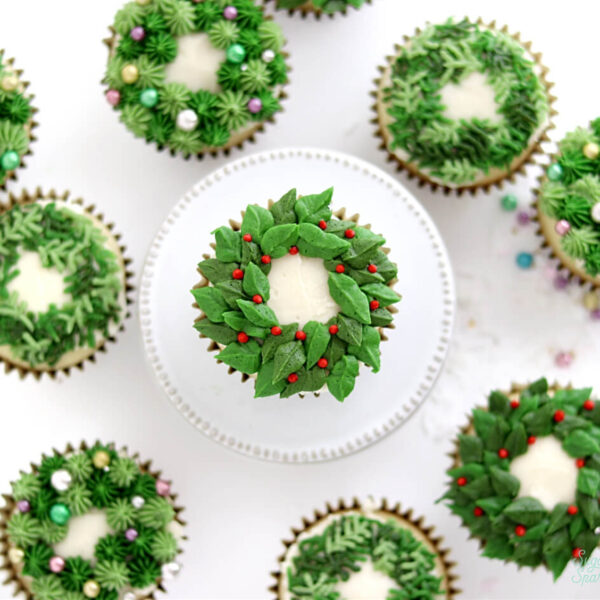 holiday wreath cupcakes