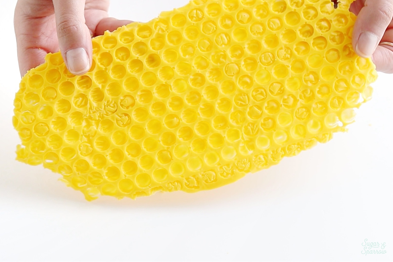 honeycomb tutorial for bee cake