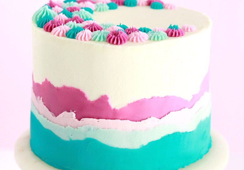 layered ombre buttercream cake tutorial