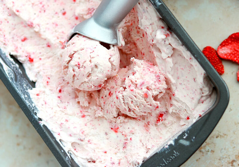 strawberry ice cream recipe no churn