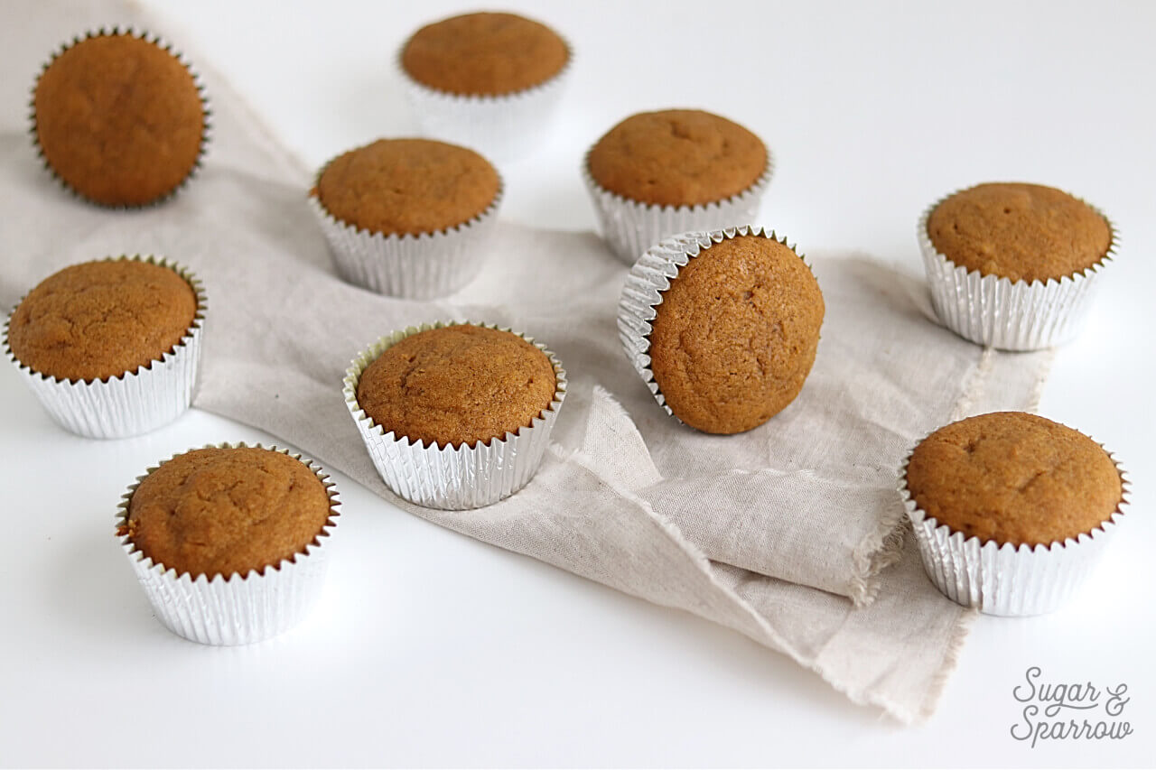 pumpkin cupcakes recipe by sugar and sparrow