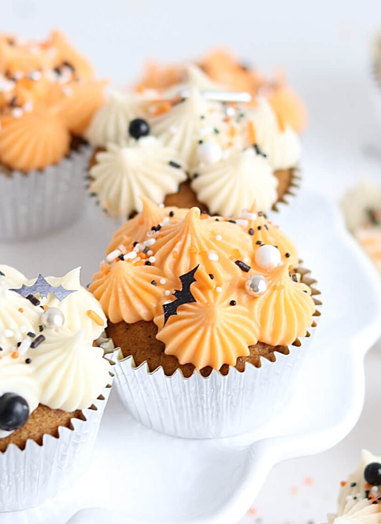 pumpkin cream cheese cupcakes