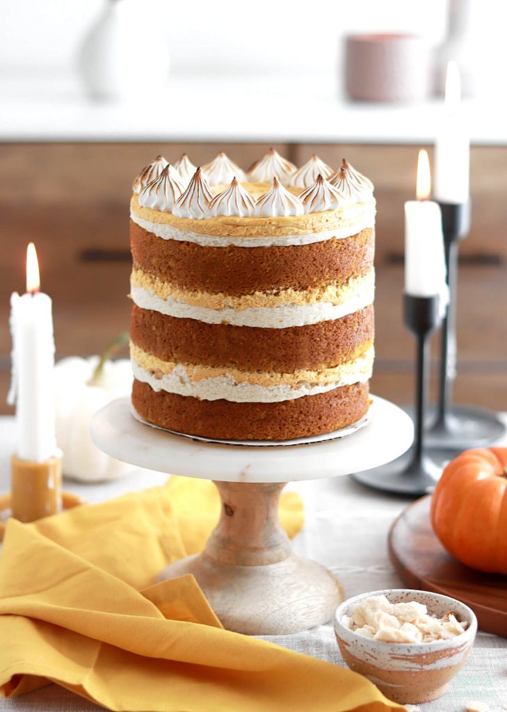 thanksgiving dessert ideas: pumpkin pie cake