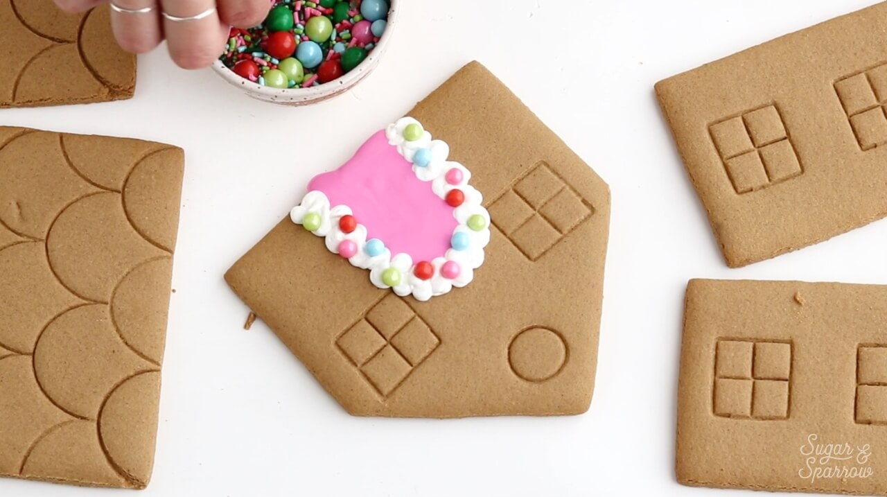 decorating gingerbread house pieces