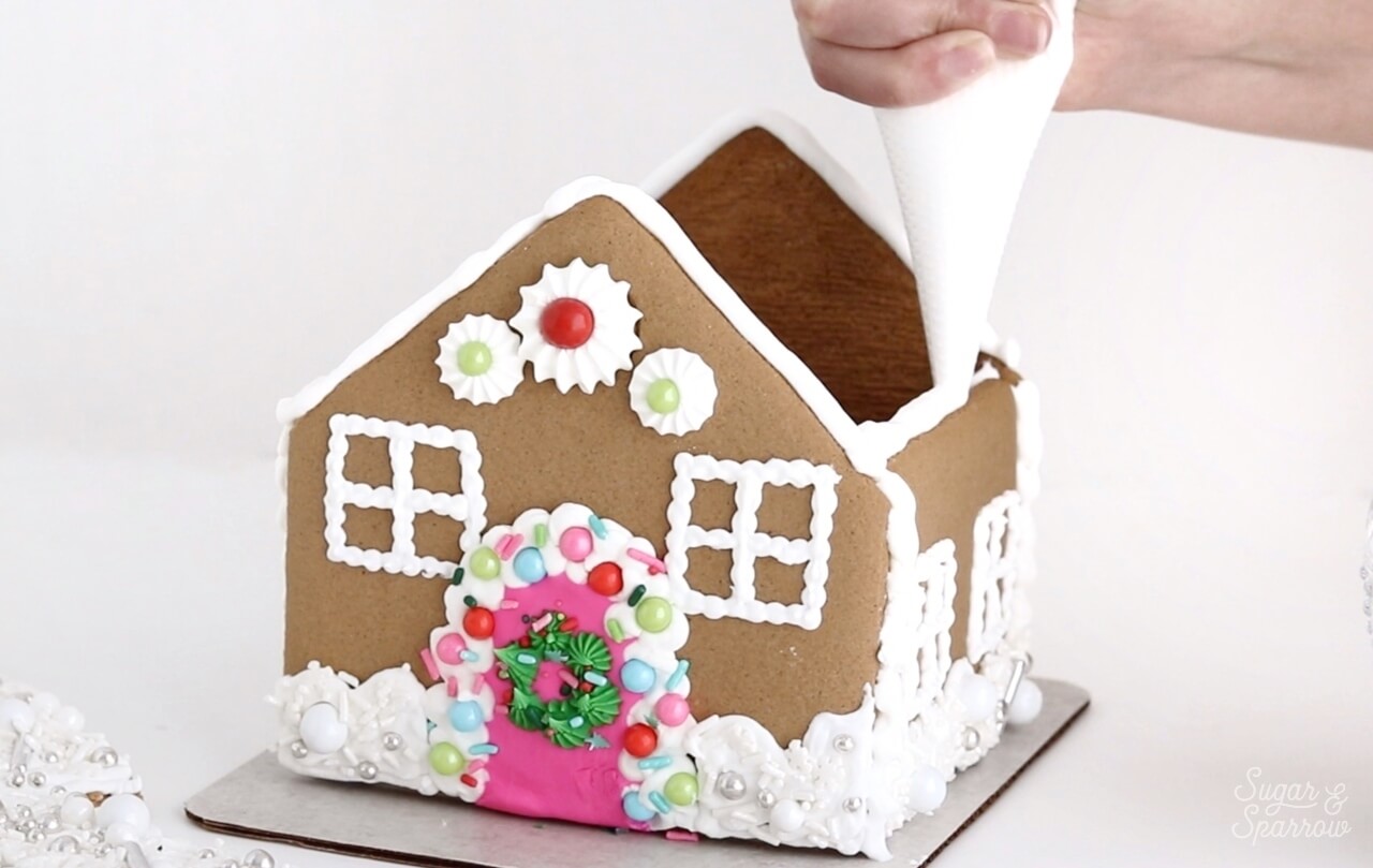 how to attach roof to gingerbread house