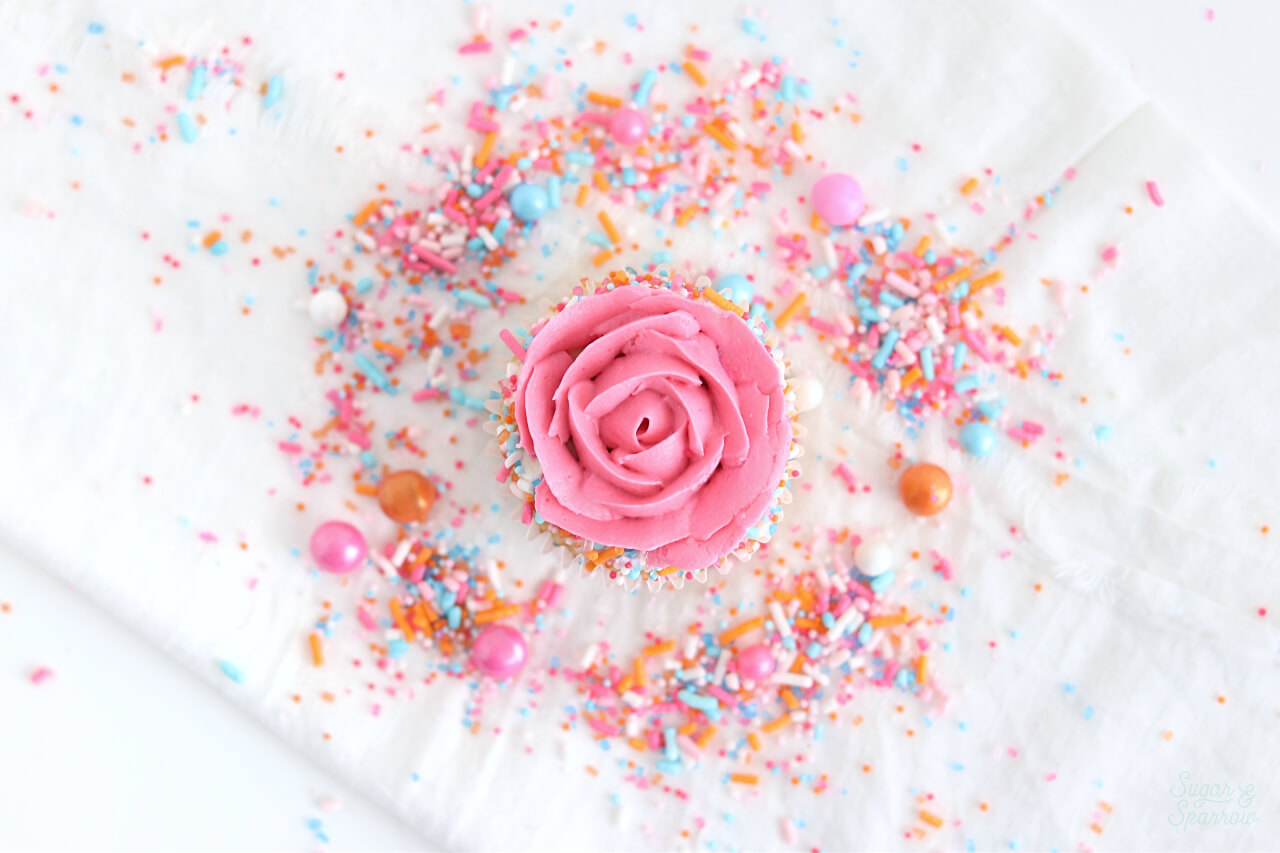 Buttercream Rose Cupcake tutorial