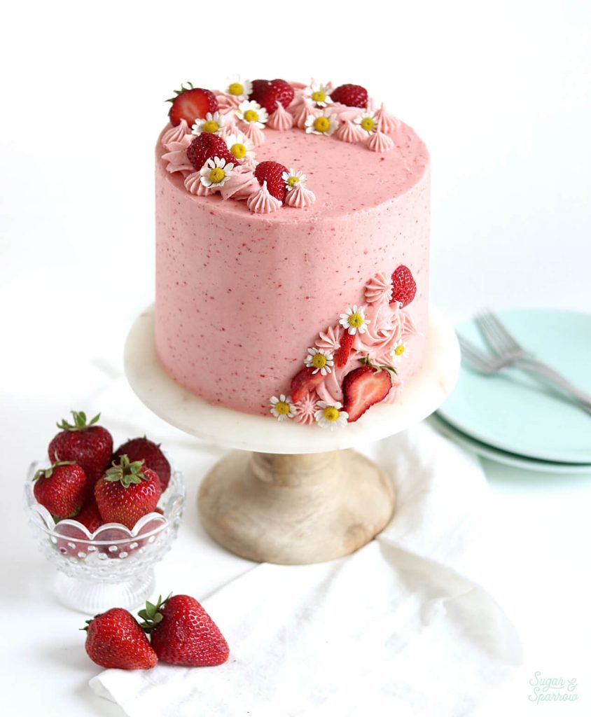 strawberry cake recipe by sugar and sparrow