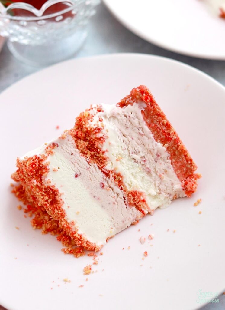 no-churn strawberry shortcake ice cream cake