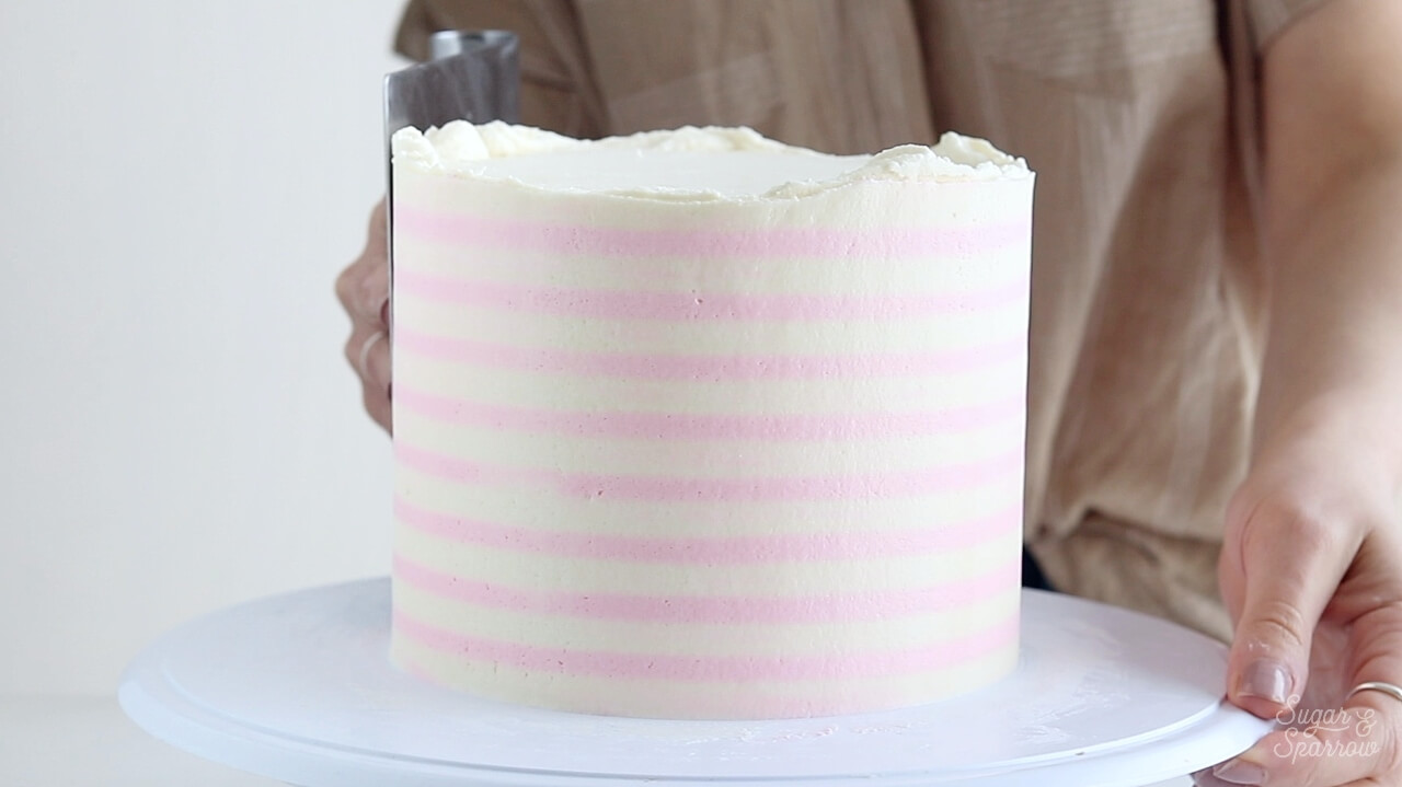 perfect buttercream stripes tutorial