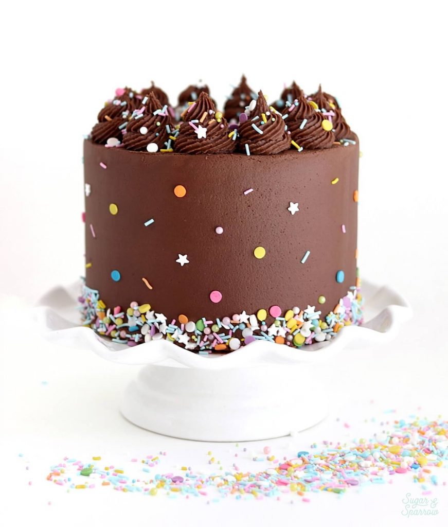 vegan chocolate cake recipe by Sugar and Sparrow