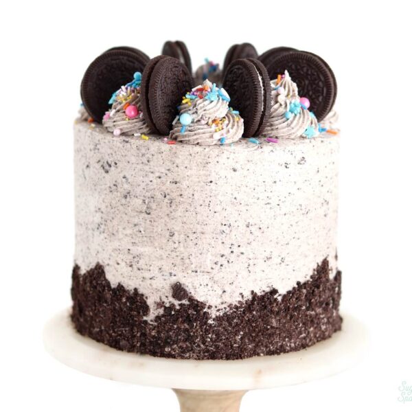 vegan chocolate oreo cake by sugar and sparrow