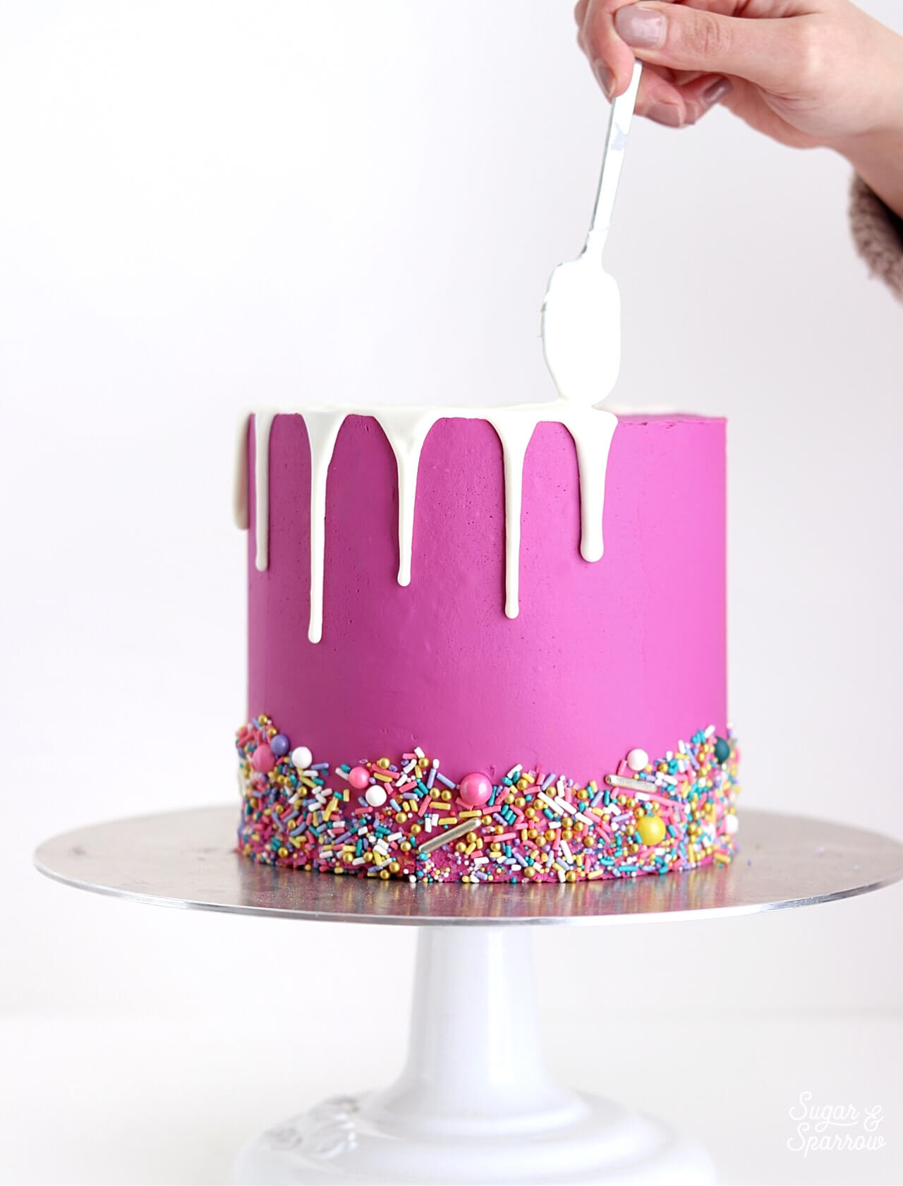 white chocolate ganache drip cake tutorial